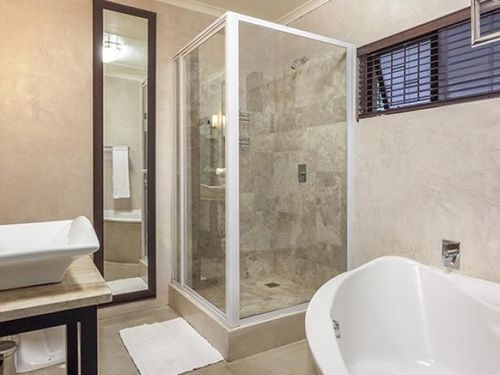 Bed and Breakfast The Loerie Hide 19