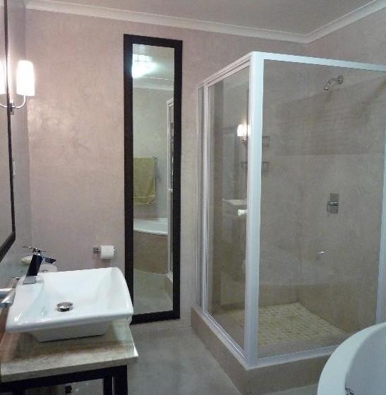 Bed and Breakfast The Loerie Hide 3