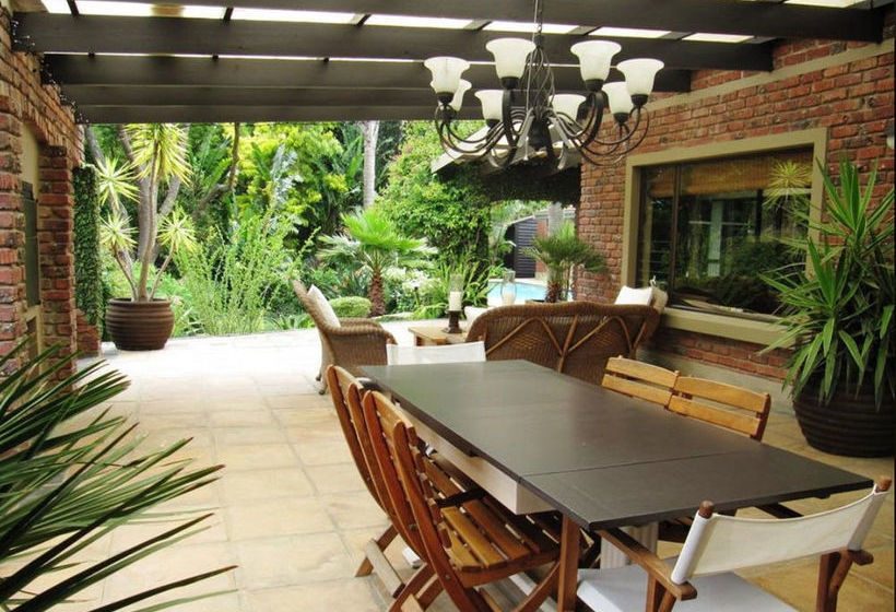 Hotel Aziza Guest House 9