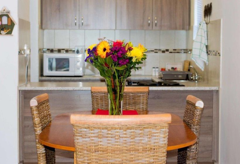 Vierlanden Garden Cottages 12