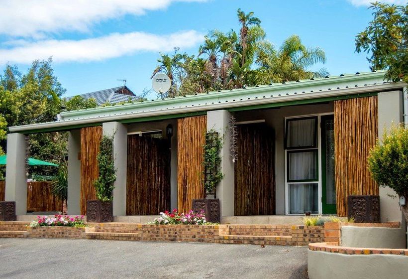 Vierlanden Garden Cottages 18