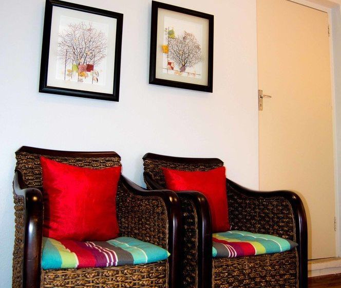 Vierlanden Garden Cottages 8