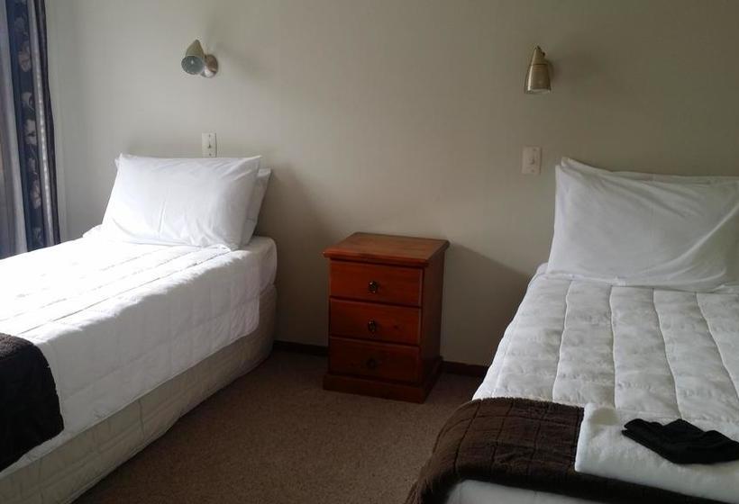 Fountain Court Motel 7