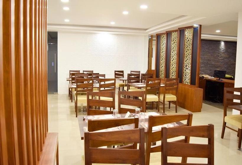 Hotel The Verda Prakyathi 1