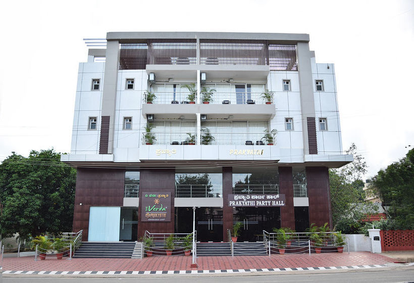 Hotel The Verda Prakyathi 16