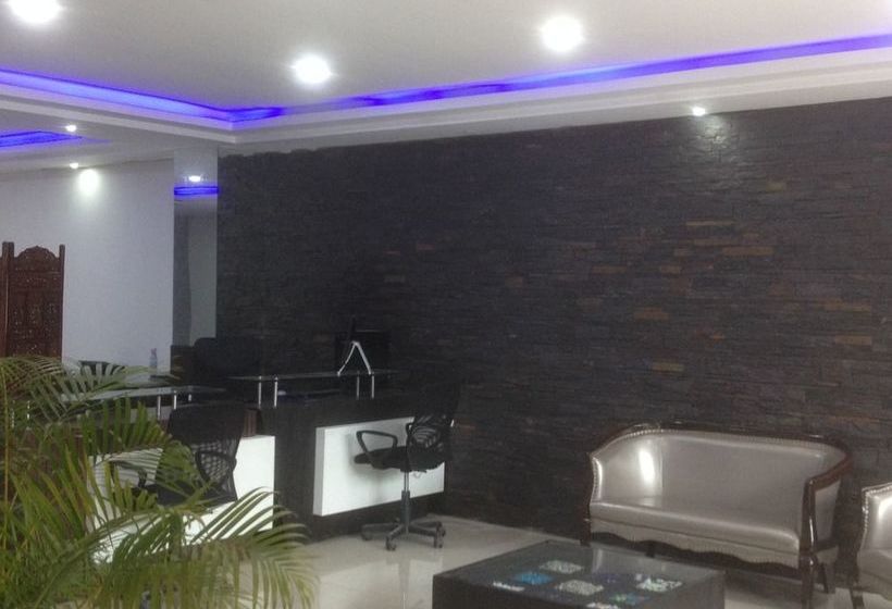 Hotel The Verda Prakyathi 17