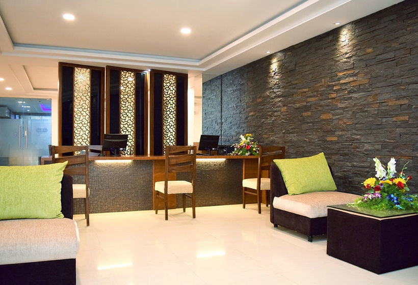 Hotel The Verda Prakyathi 18