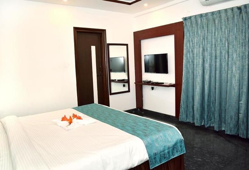 Hotel The Verda Prakyathi 8