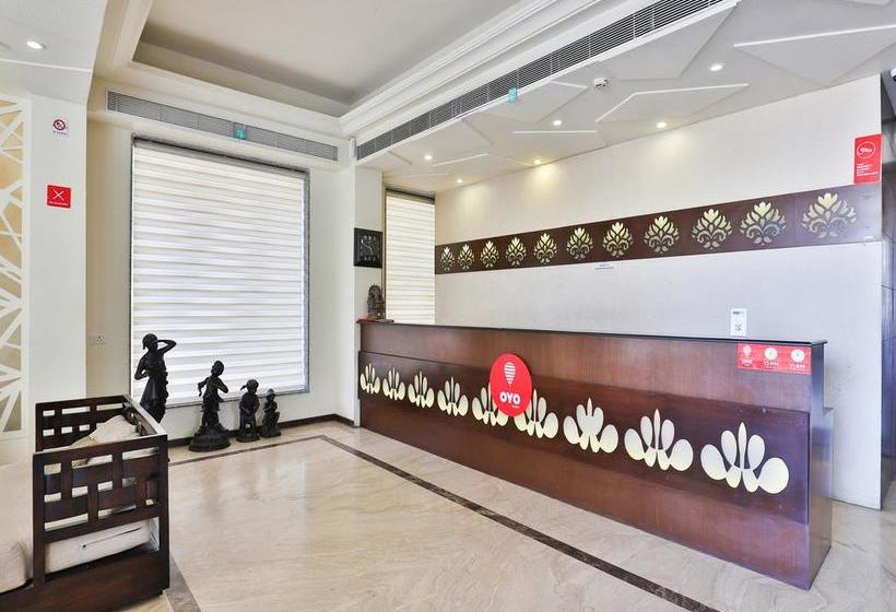 Hotel Aum Regency 11