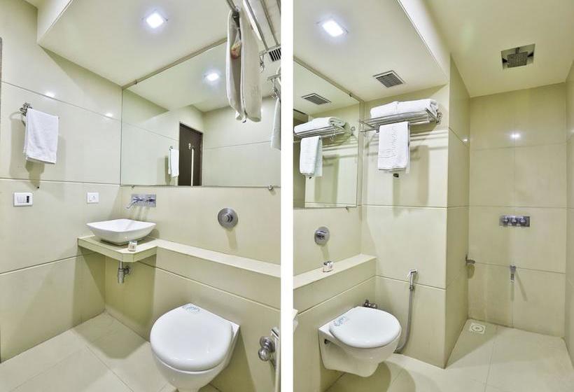 Hotel Aum Regency 19