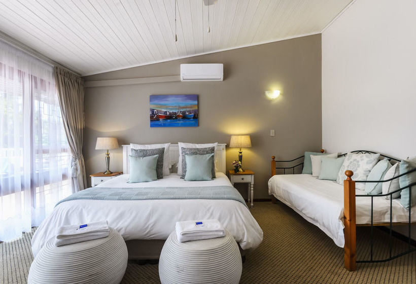 Bed and Breakfast Admiral's Lodge 14