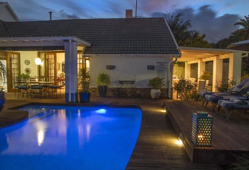 Pension Admiralty Beach House