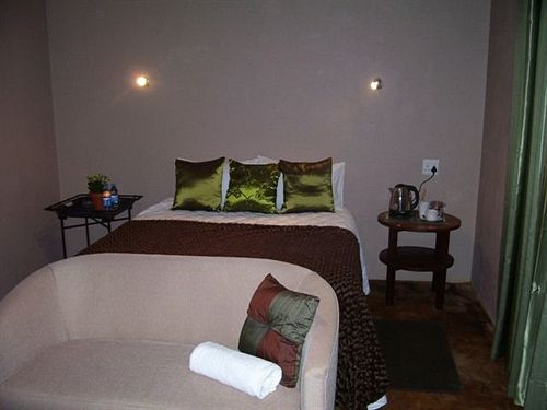 Pension Nomndeni De La Changuion- Guest House 2