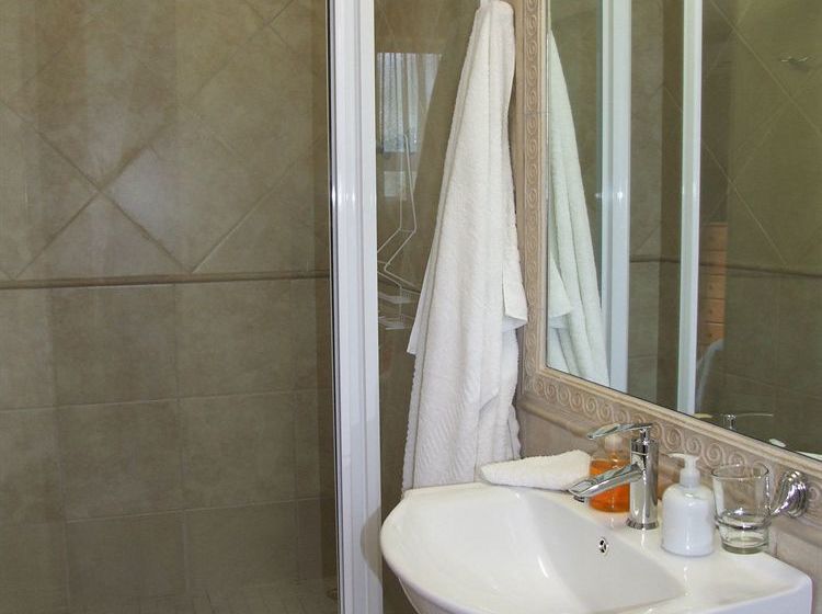 Pensão Gordon's Bay Guest House 17