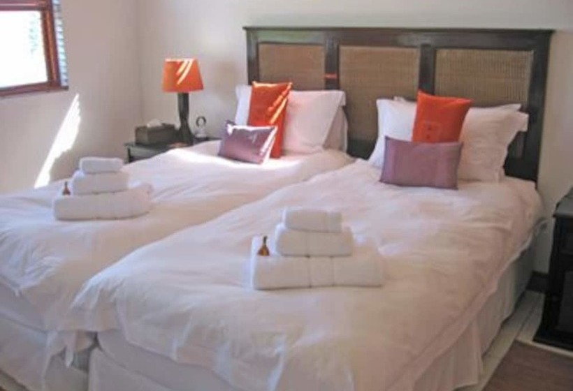 Pensión 3 Melrose Road Sandton Gauteng