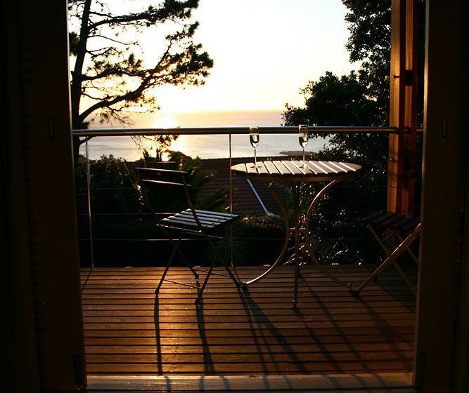 Pension (Hôtel basse catégorie) Atlantic House 5