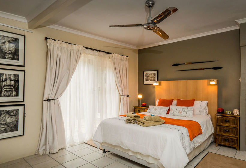 Pension Art Gallery Guest House Thandekayo 6