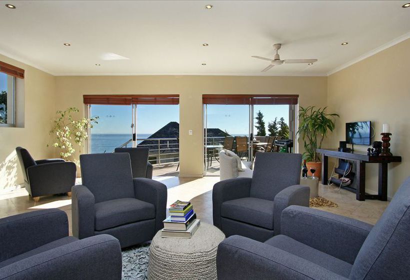 Pensión Villa Atlantica 12