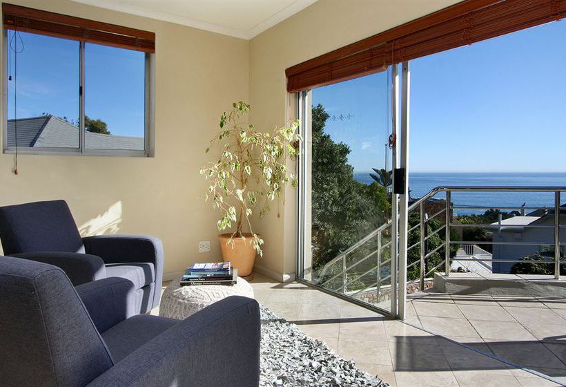 Pensión Villa Atlantica 15