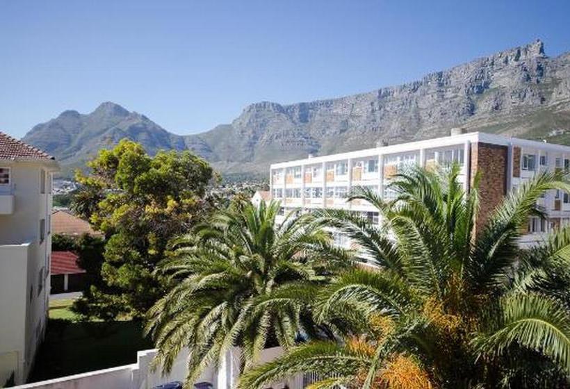 Pension Derwent House 1