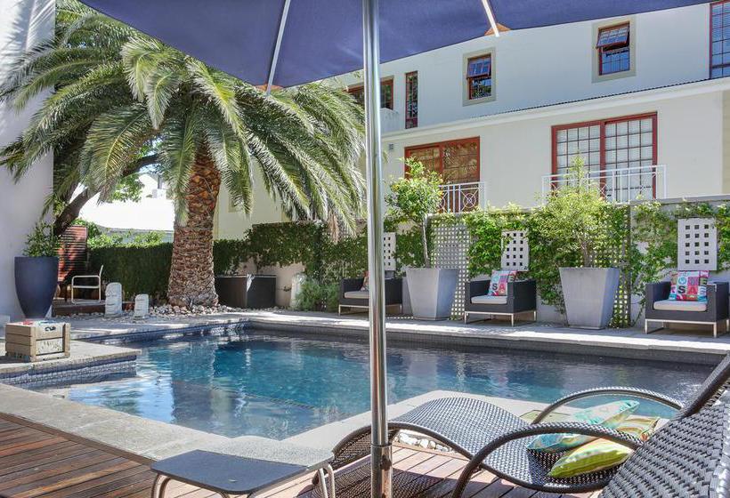 Pension Derwent House 18