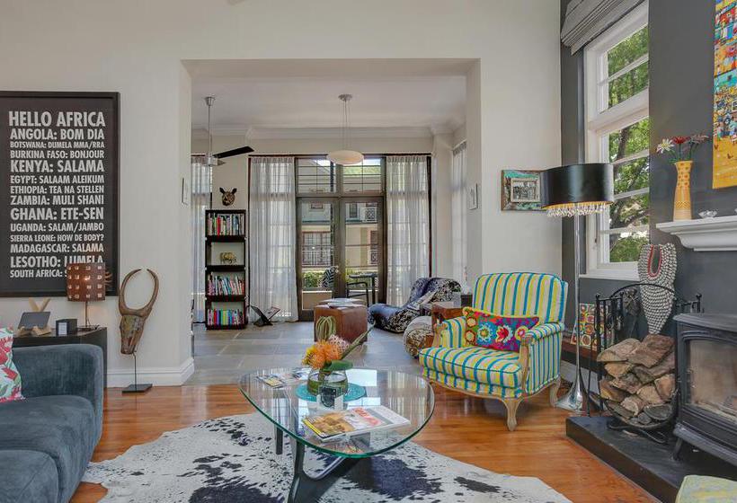 Pension Derwent House 19