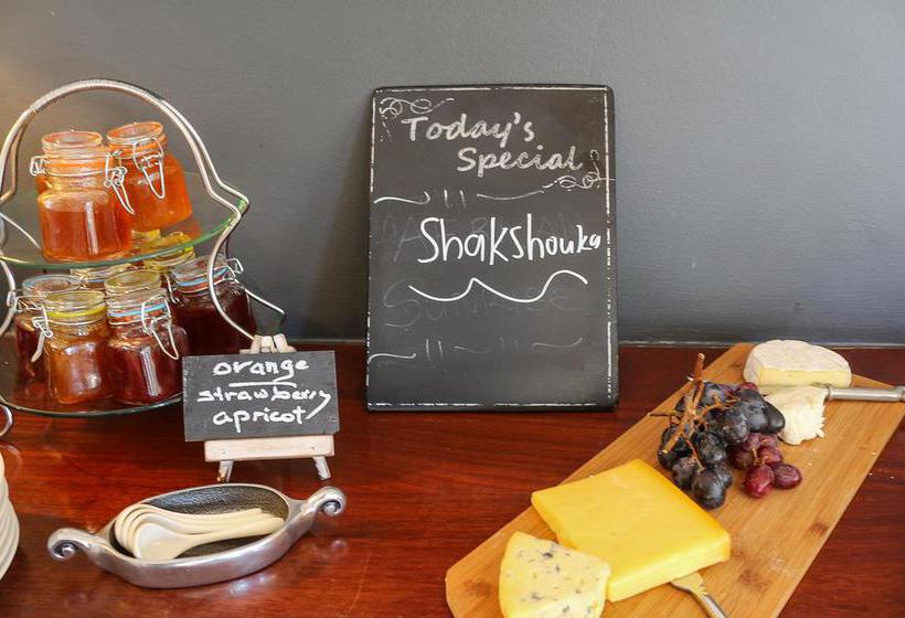 Pension Derwent House 8