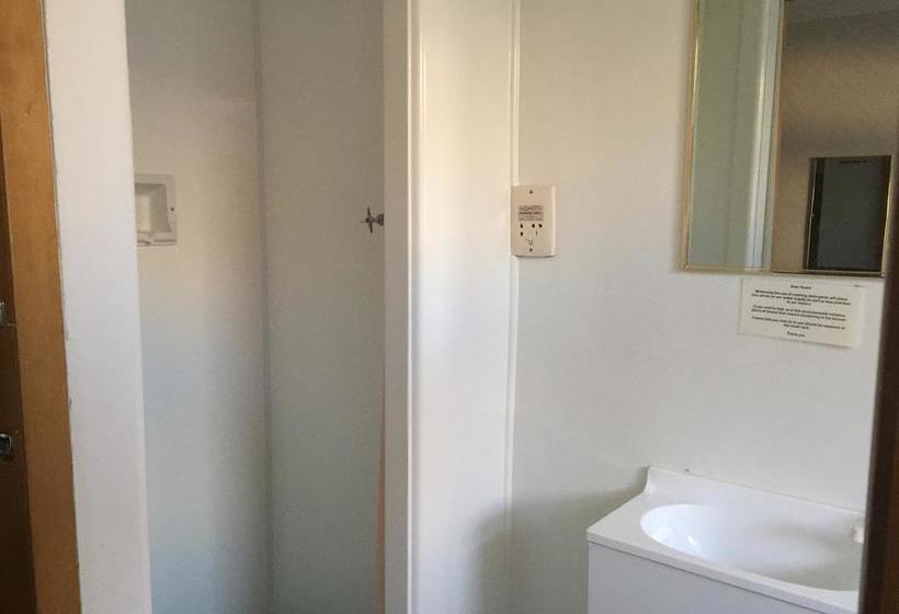 Hotel Otematata Eatery Bar And Lodging 15