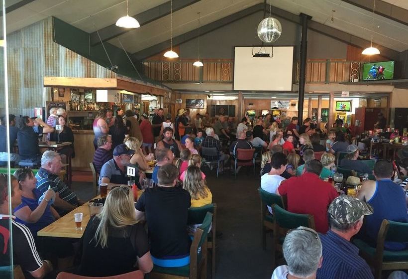 Hotel Otematata Eatery Bar And Lodging 17