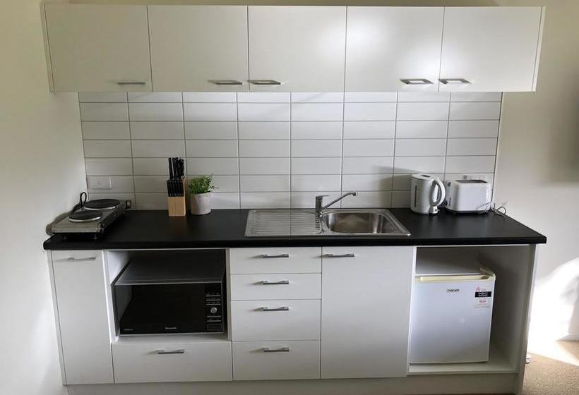 Hotel Otematata Eatery Bar And Lodging 2