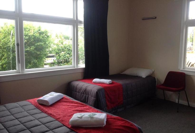 Hotel Otematata Eatery Bar And Lodging 3