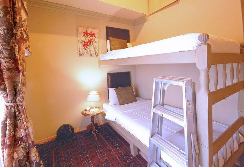 Pension Twin Waters Guest House 12