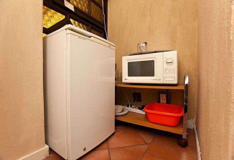 Pension Twin Waters Guest House 7