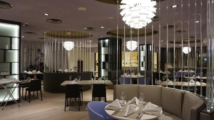 Novotel Moscow Kievskaya 10