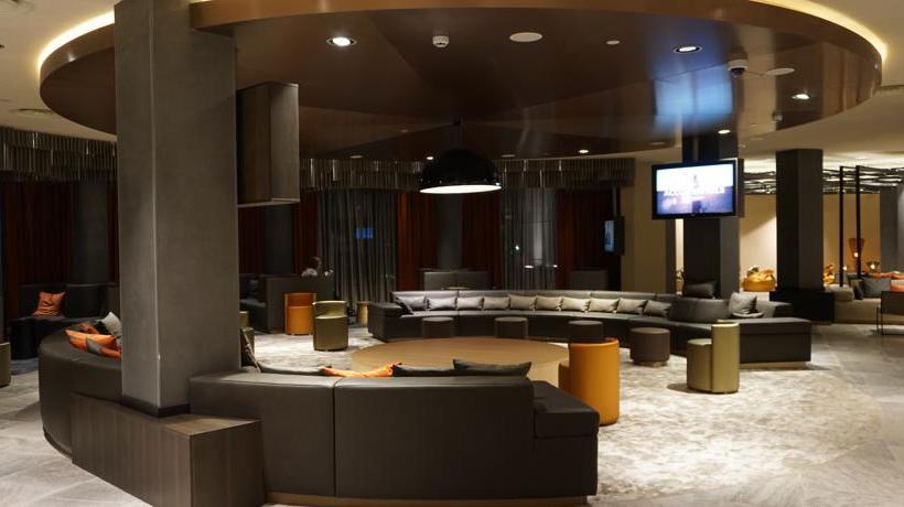 Novotel Moscow Kievskaya 12