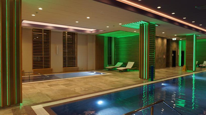 Novotel Moscow Kievskaya 19