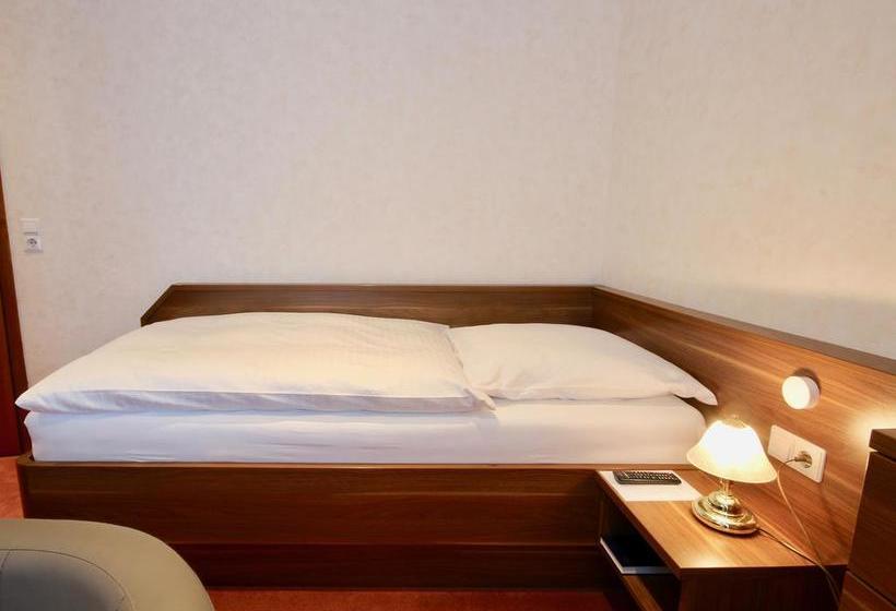 Hotel Haus Seeblick 8