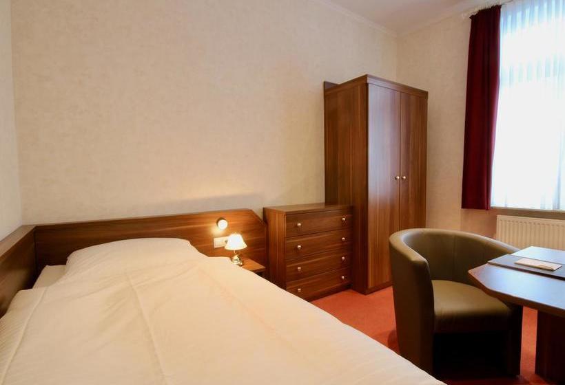 Hotel Haus Seeblick 9