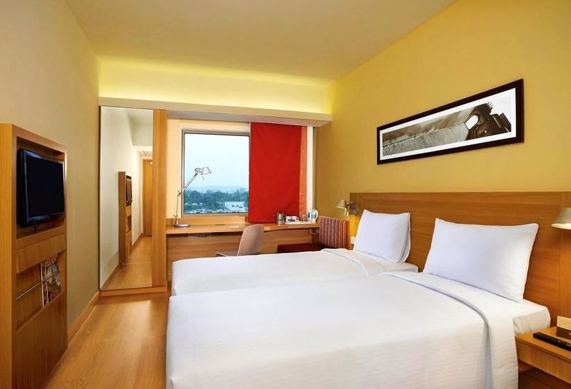 Hotel Ibis Hyderabad Hitech City 20