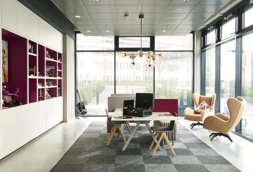 Hotel Moxy Frankfurt Eschborn 9