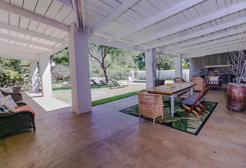 Pensión The Whyte House Graaff Reinet