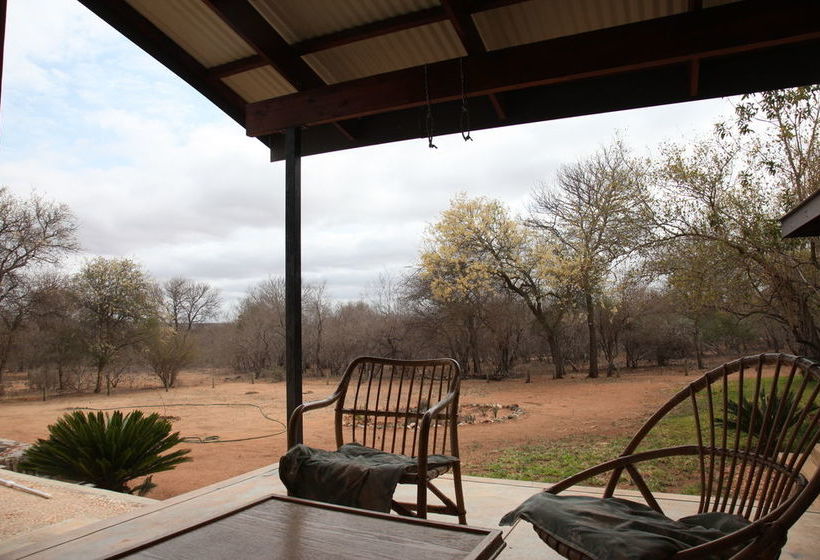 Pension Lili Bush Guesthouse 10