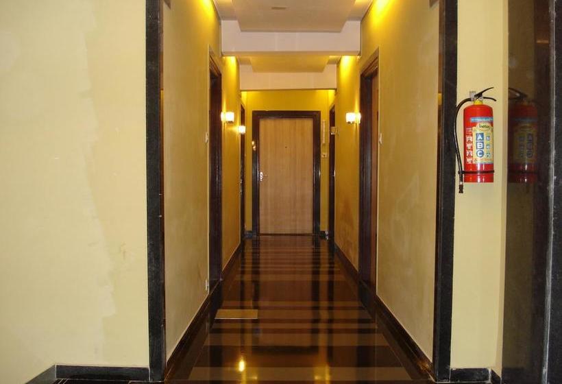 Hotel Tuliip Residency 9