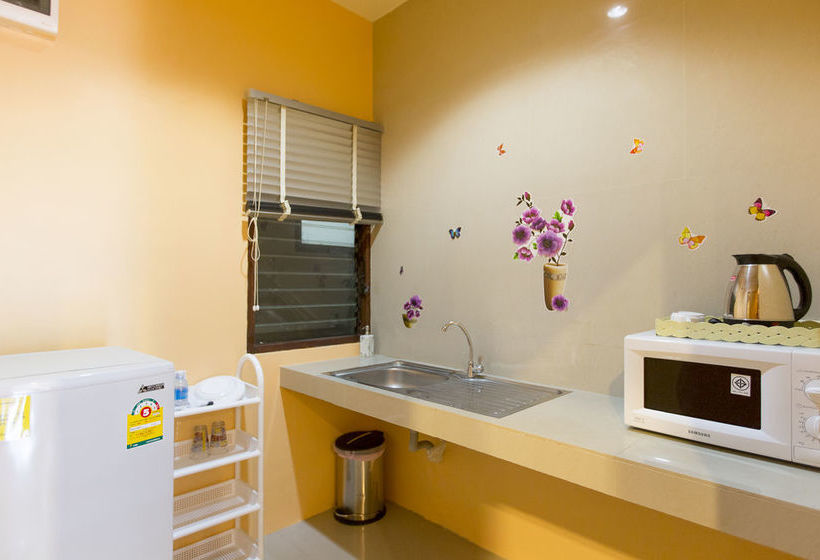 Hotel Phuket Wake Park Apartments 18