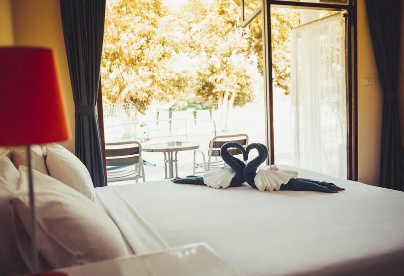 Hotel Phuket Wake Park Apartments 7