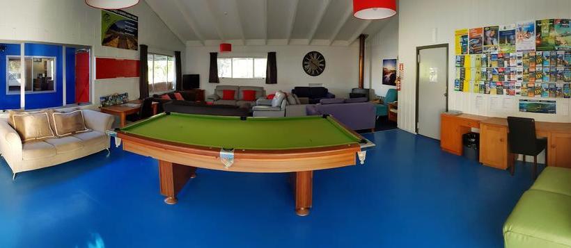 Hostel Happy Apple Backpackers 2