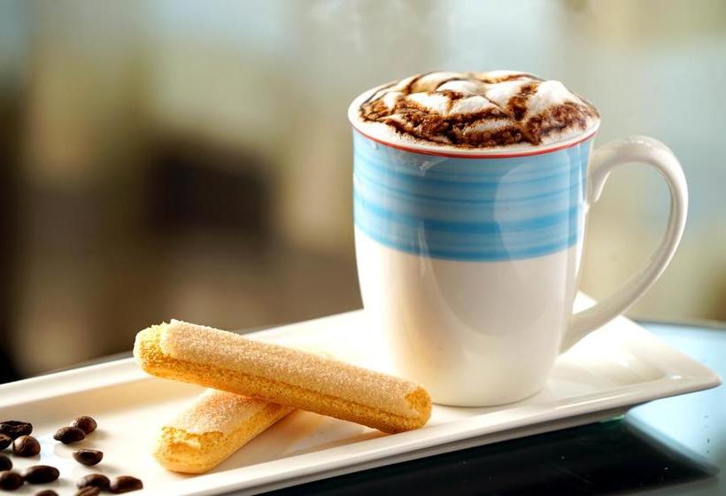 Hotel The Raviz Calicut Kerala