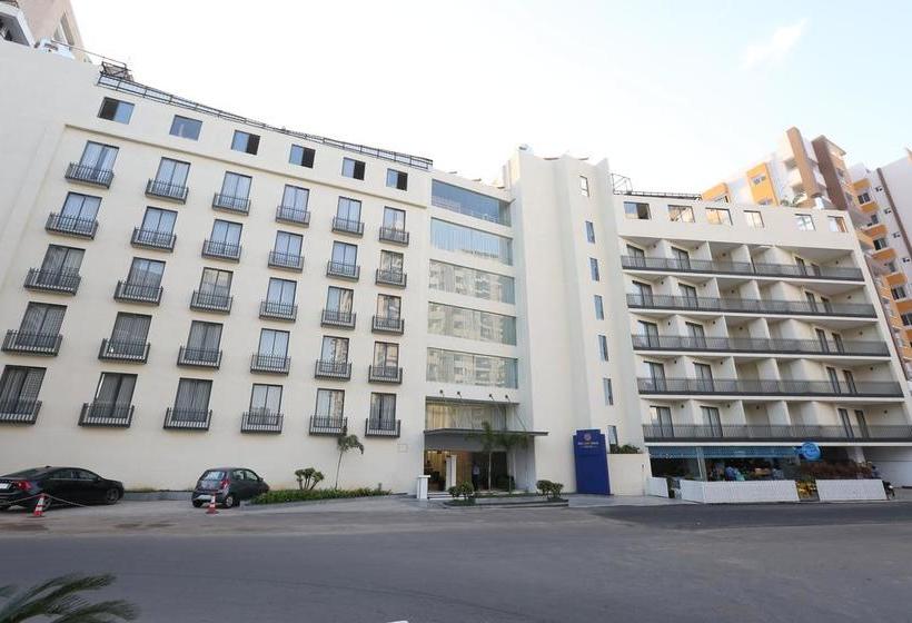 Hotel Deccan Serai 1