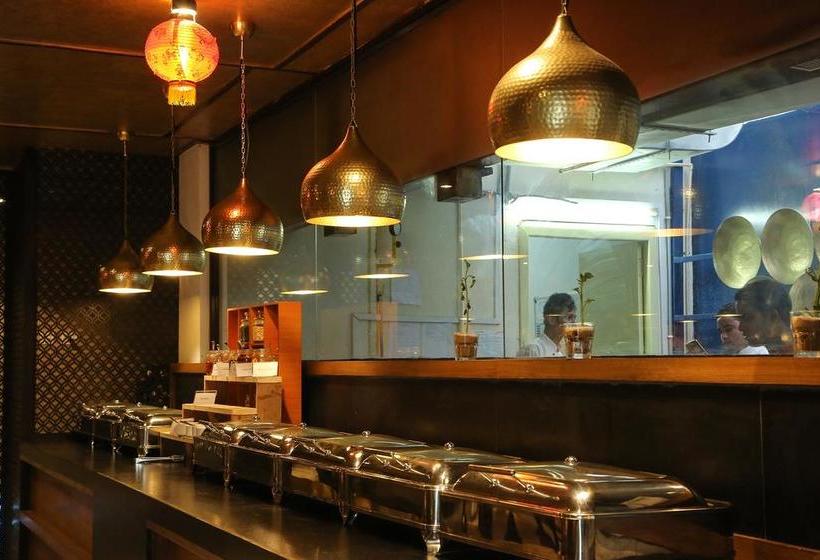 Hotel Deccan Serai 12