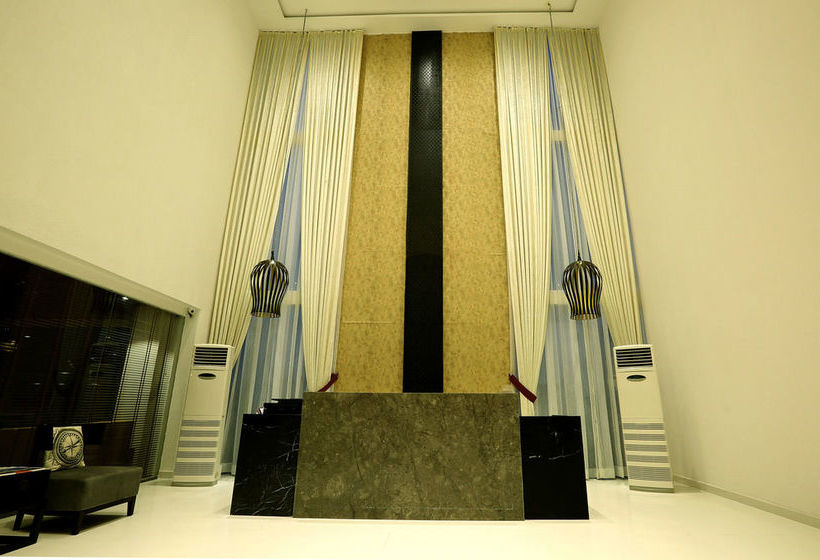 Hotel Deccan Serai 17